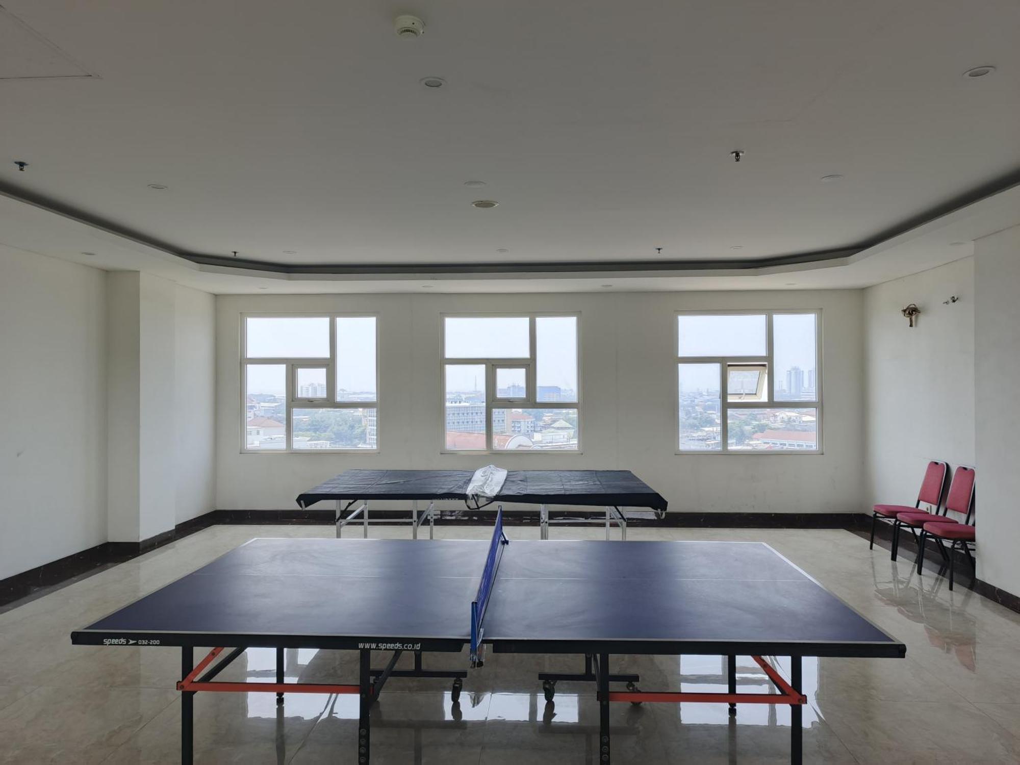 2Br Lucky Tower Residence Jakarta Old Town Top Floor Condo Екстер'єр фото