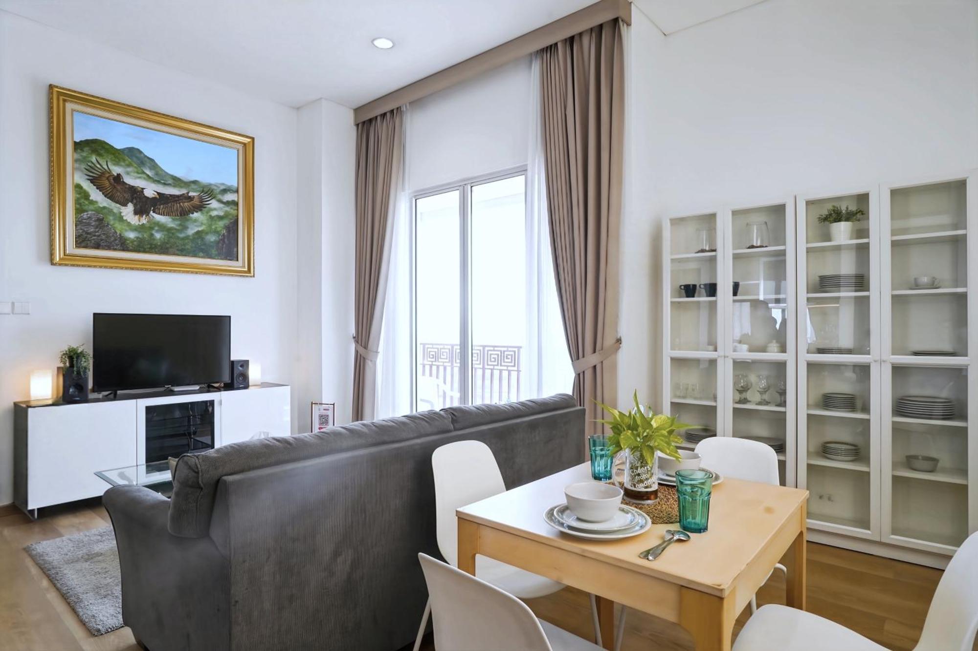 2Br Lucky Tower Residence Jakarta Old Town Top Floor Condo Екстер'єр фото
